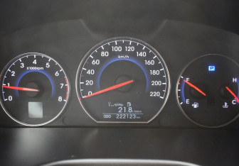 Подержанный автомобиль Hyundai Santa Fe 2011 года (15 фото)
