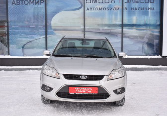 Подержанный автомобиль Ford Focus Sedan 2008 года (2 фото)