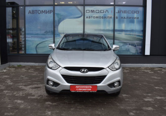 Подержанный автомобиль Hyundai ix35 2012 года (2 фото)