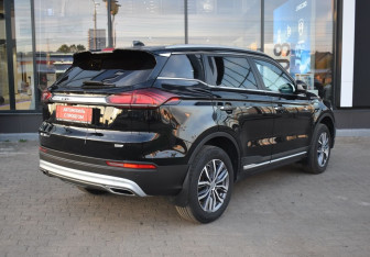 Подержанный автомобиль Geely Atlas Pro 2022 года (5 фото)