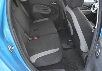 Подержанный автомобиль Citroen C3 Picasso 2010 года (10 фото)