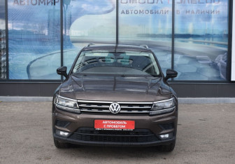 Подержанный автомобиль Volkswagen Tiguan 2020 года (2 фото)