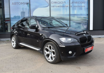 Подержанный автомобиль BMW X6 2011 года (3 фото)