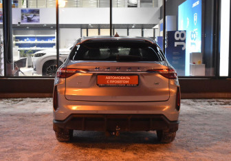 Подержанный автомобиль Haval F7 2022 года (6 фото)