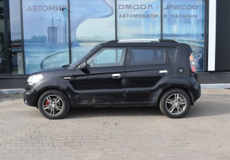 Подержанный автомобиль Kia Soul 2008 года (8 фото)