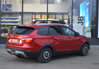 Подержанный автомобиль LADA (ВАЗ) Vesta Wagon 2019 года (5 фото)