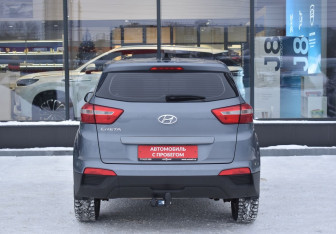 Подержанный автомобиль Hyundai Creta 2019 года (6 фото)