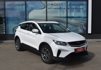 Подержанный автомобиль Geely Coolray 2022 года (3 фото)