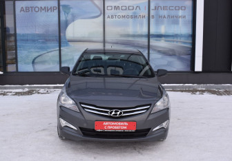 Подержанный автомобиль Hyundai Solaris Sedan 2016 года (2 фото)