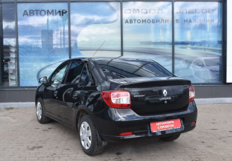 Подержанный автомобиль Renault Logan Sedan 2014 года (7 фото)