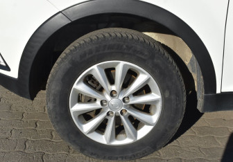 Подержанный автомобиль SsangYong Actyon 2012 года (9 фото)