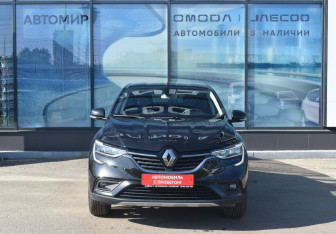 Подержанный автомобиль Renault Arkana 2021 года (2 фото)
