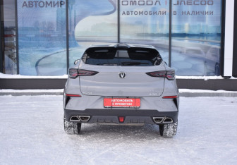 Подержанный автомобиль Changan UNI-T 2021 года (6 фото)