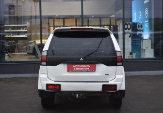 Подержанный автомобиль Mitsubishi Pajero Sport 2007 года (6 фото)