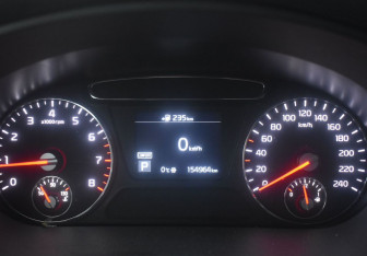 Подержанный автомобиль Kia Sorento 2018 года (15 фото)