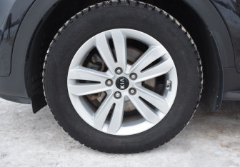 Подержанный автомобиль Kia Sportage 2017 года (9 фото)