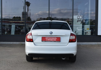 Подержанный автомобиль Skoda Rapid Liftback 2019 года (6 фото)