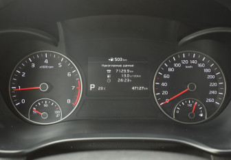 Подержанный автомобиль Kia Optima Sedan 2019 года (15 фото)