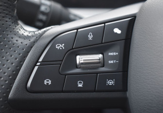 Подержанный автомобиль Changan UNI-T 2021 года (13 фото)