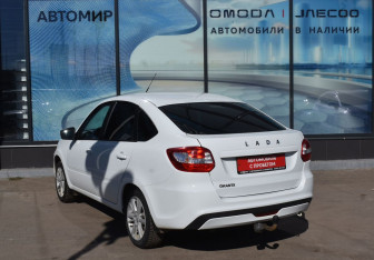 Подержанный автомобиль LADA (ВАЗ) Granta Liftback 2023 года (7 фото)