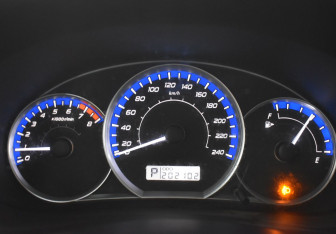 Подержанный автомобиль Subaru Forester Suv 2011 года (14 фото)