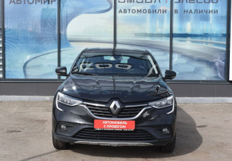 Подержанный автомобиль Renault Arkana 2021 года (2 фото)
