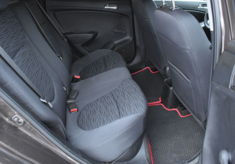 Подержанный автомобиль Hyundai Solaris Sedan 2016 года (11 фото)