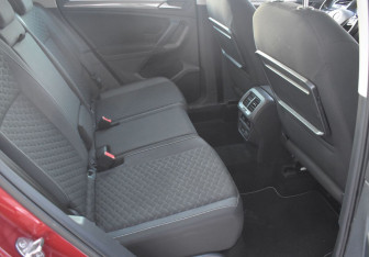 Подержанный автомобиль Volkswagen Tiguan 2018 года (11 фото)