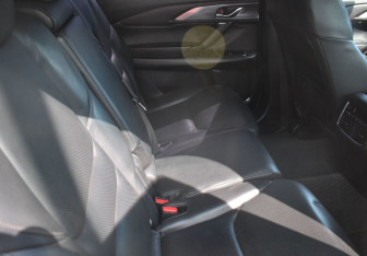 Подержанный автомобиль Mazda CX-9 2017 года (11 фото)