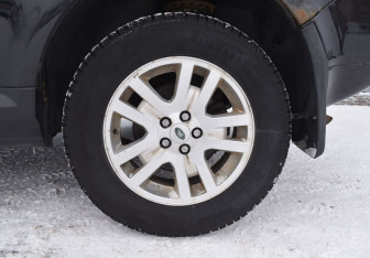 Подержанный автомобиль Land Rover Freelander 2010 года (9 фото)