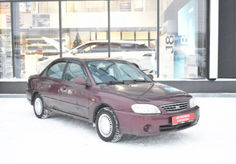 Подержанный автомобиль Kia Spectra Sedan 2006 года (3 фото)