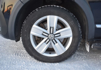 Подержанный автомобиль Volkswagen Multivan 2020 года (9 фото)