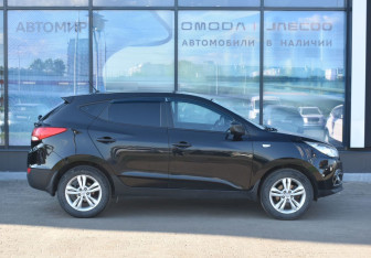 Подержанный автомобиль Hyundai ix35 2013 года (4 фото)