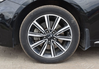 Подержанный автомобиль Kia Optima Sedan 2019 года (9 фото)