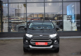 Подержанный автомобиль Ford EcoSport 2014 года (2 фото)