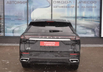 Подержанный автомобиль Jaecoo J8 2024 года (6 фото)