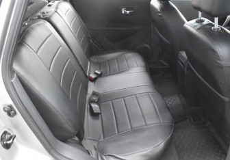 Подержанный автомобиль Nissan Qashqai 2012 года (10 фото)