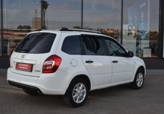 Подержанный автомобиль LADA (ВАЗ) Kalina Wagon 2017 года (5 фото)