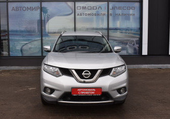 Подержанный автомобиль Nissan X-Trail 2018 года (2 фото)