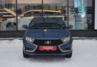 Подержанный автомобиль LADA (ВАЗ) Vesta Sedan 2019 года (2 фото)