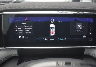 Подержанный автомобиль Geely Atlas 2024 года (16 фото)