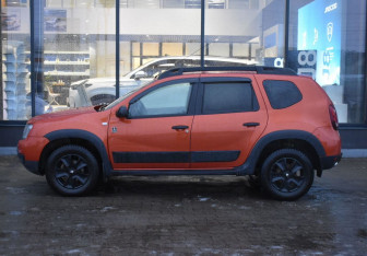 Подержанный автомобиль Renault Duster 2018 года (8 фото)