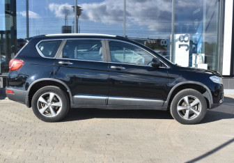 Подержанный автомобиль Haval H6 2017 года (4 фото)