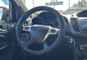 Подержанный автомобиль Ford Kuga 2013 года (13 фото)