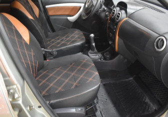 Подержанный автомобиль LADA (ВАЗ) Largus Wagon 2018 года (10 фото)