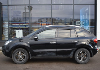 Подержанный автомобиль Renault Koleos 2008 года (8 фото)