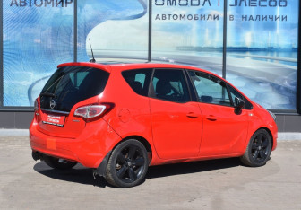 Подержанный автомобиль Opel Meriva 2014 года (5 фото)
