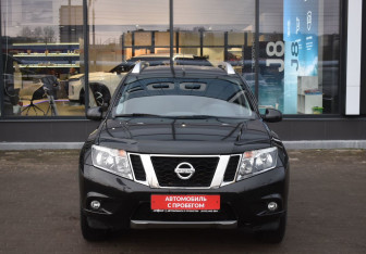 Подержанный автомобиль Nissan Terrano 2020 года (2 фото)