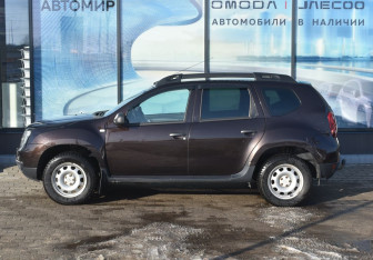 Подержанный автомобиль Renault Duster 2019 года (8 фото)