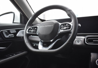 Подержанный автомобиль Soueast S07 2024 года (13 фото)